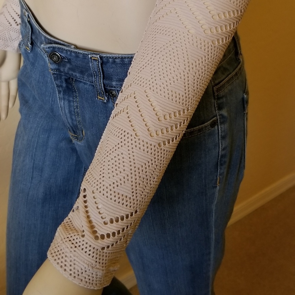 Forever 21 Beige Crop Top - Picture 2 of 5
